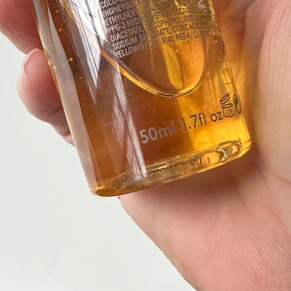 Molton Brown Body Wash Trio - Picture 7 of 7